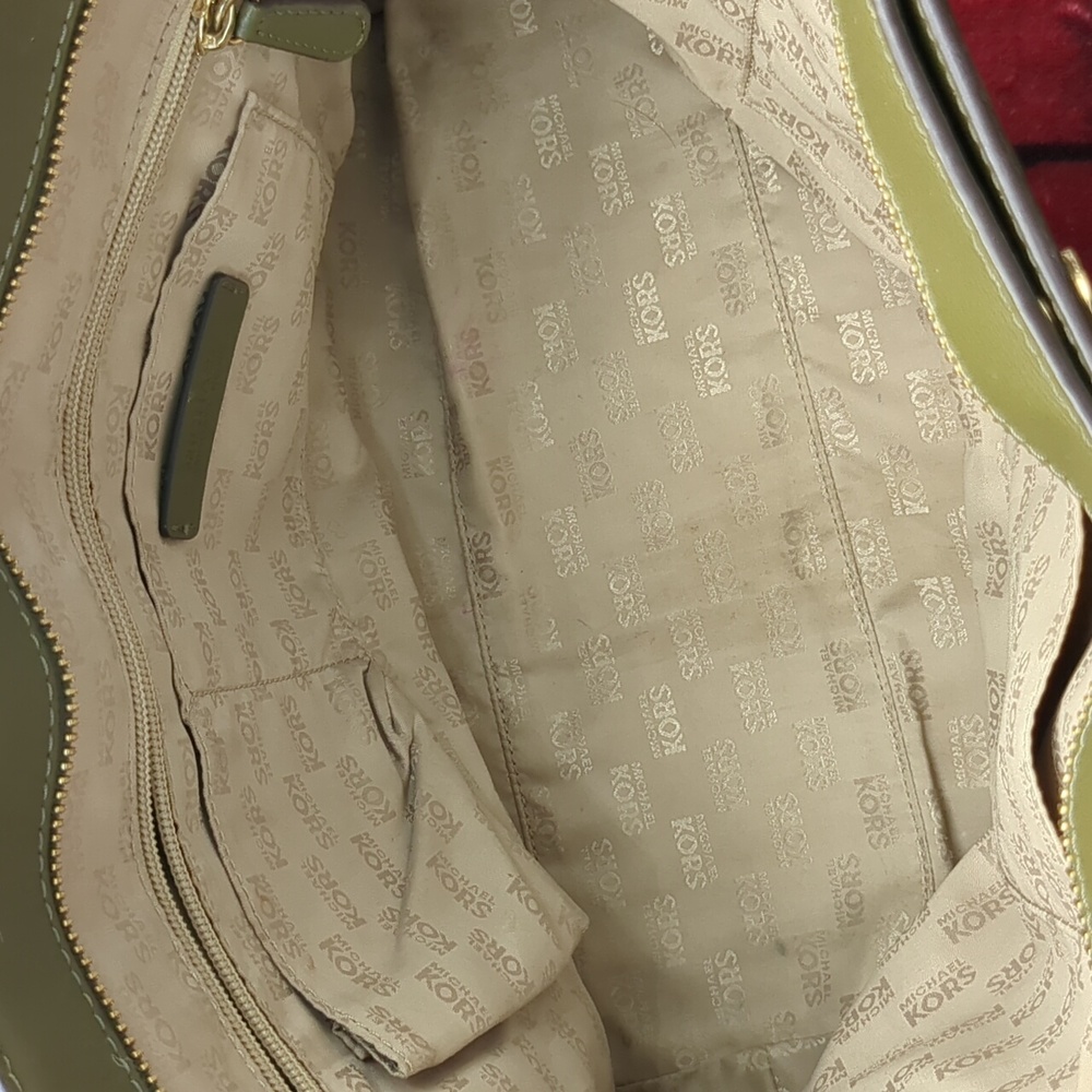 Rivington Large Saffiano Leather Tote Bag - Picture 11 of 16